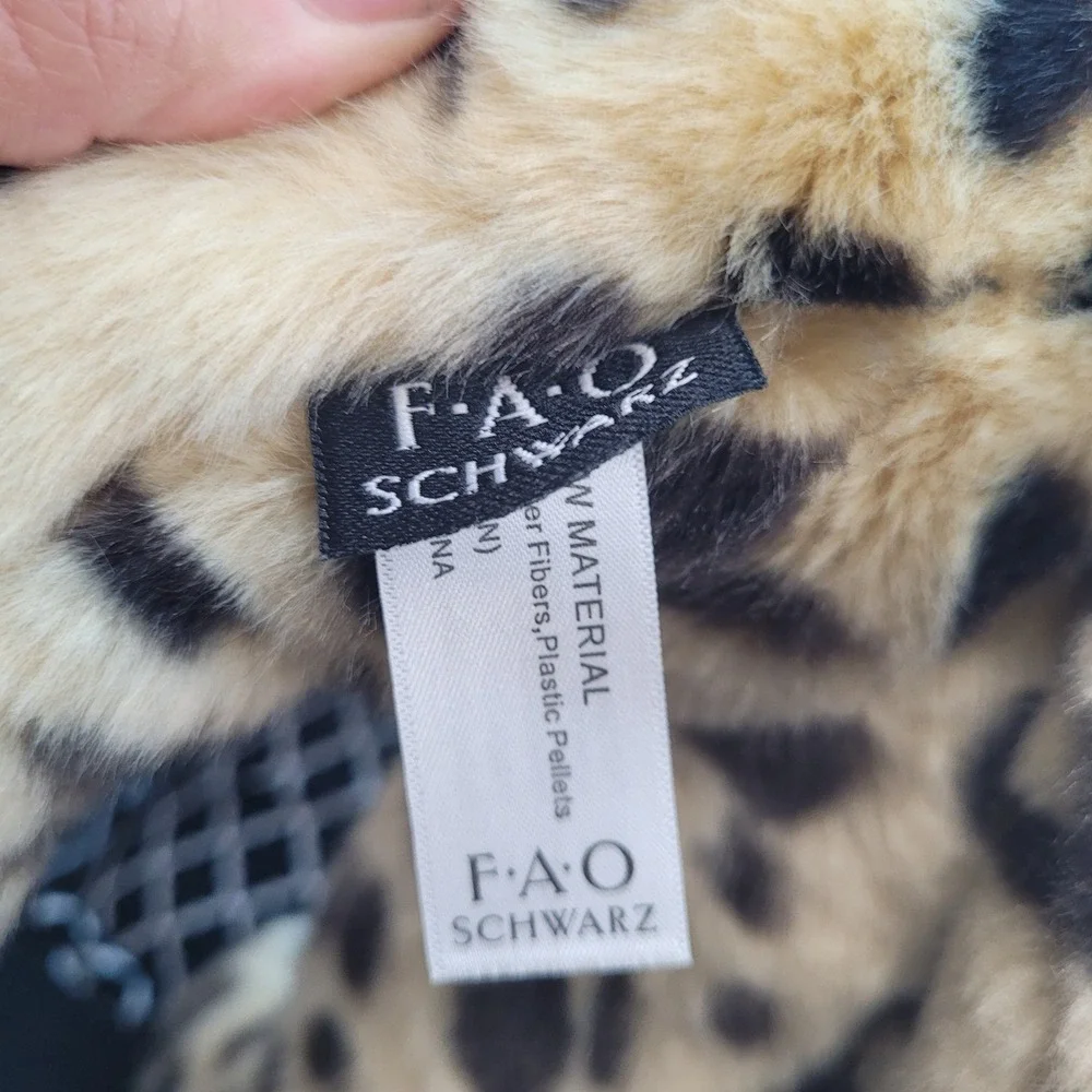 FAO Schwarz Cheetah Leopard Cat Plush Realistic 25